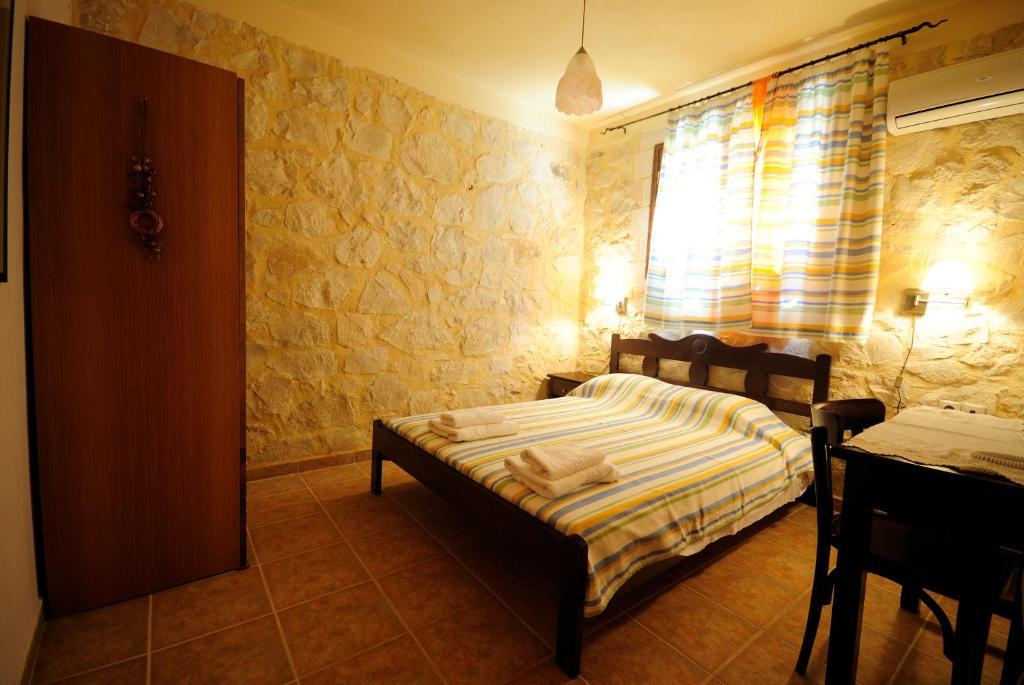 Ville du Soleil - exclusive homes with rustic charm&panoramic seaview Makrýgialos Chambre photo