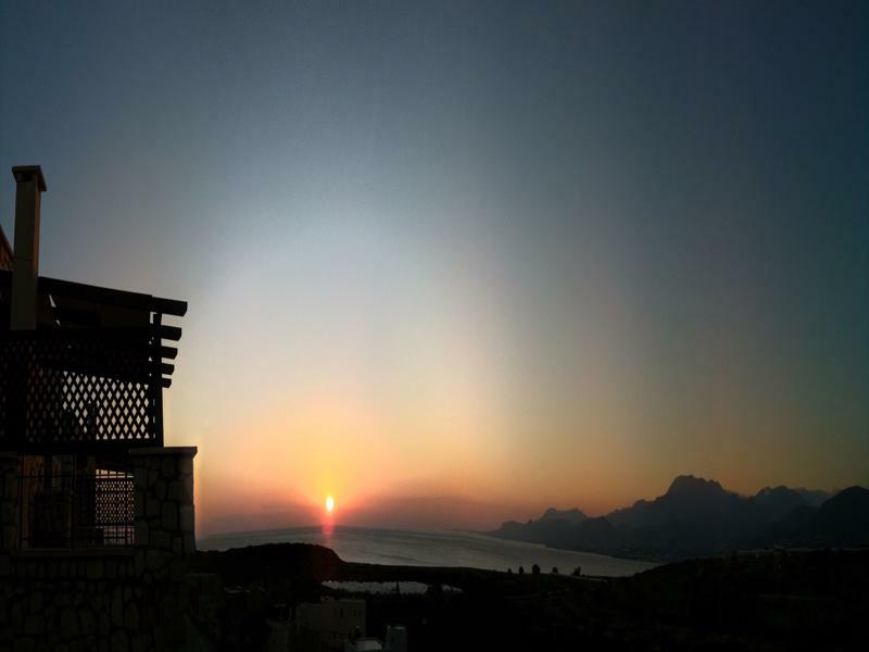 Ville du Soleil - exclusive homes with rustic charm&panoramic seaview Makrýgialos Extérieur photo