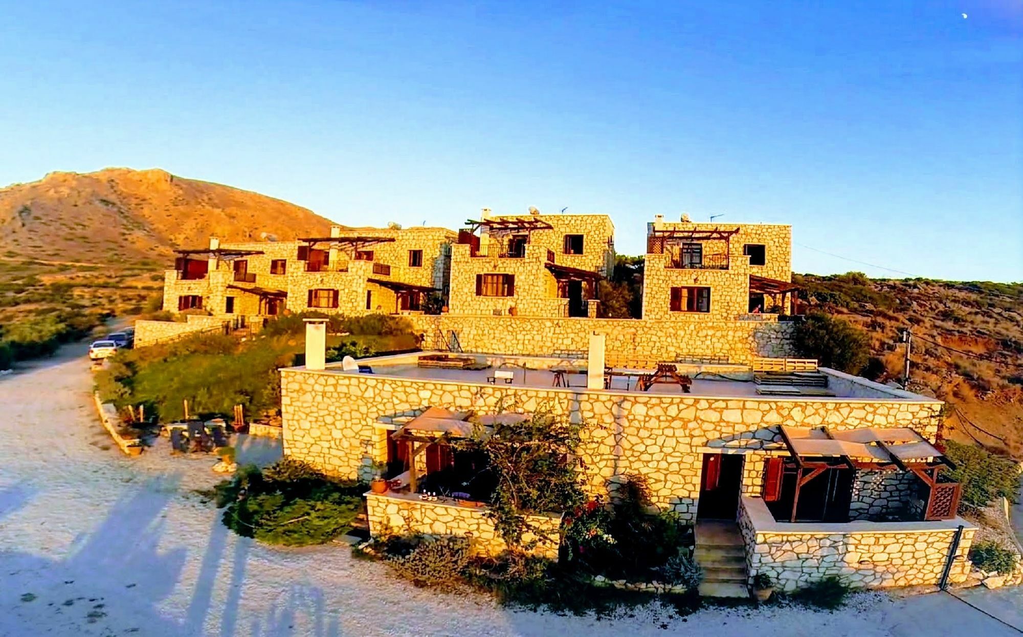 Ville du Soleil - exclusive homes with rustic charm&panoramic seaview Makrýgialos Extérieur photo