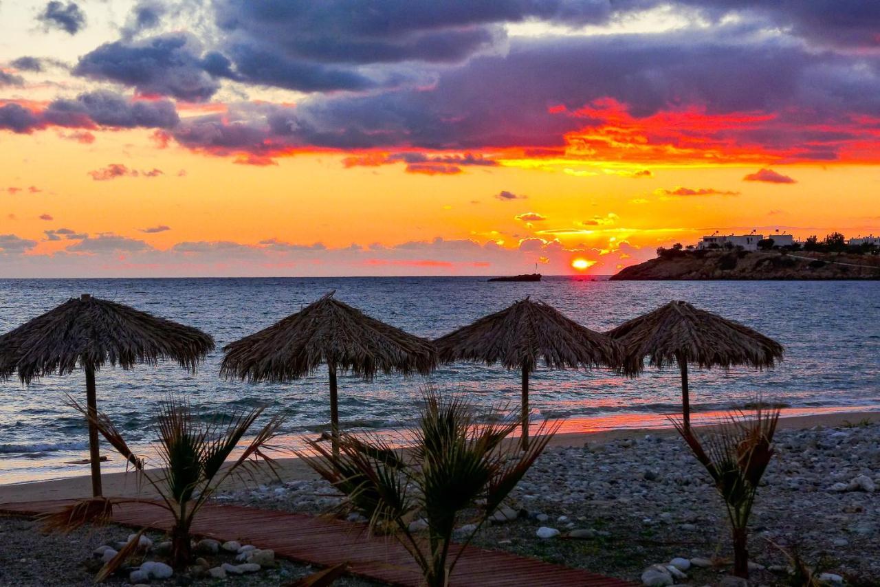 Ville du Soleil - exclusive homes with rustic charm&panoramic seaview Makrýgialos Extérieur photo